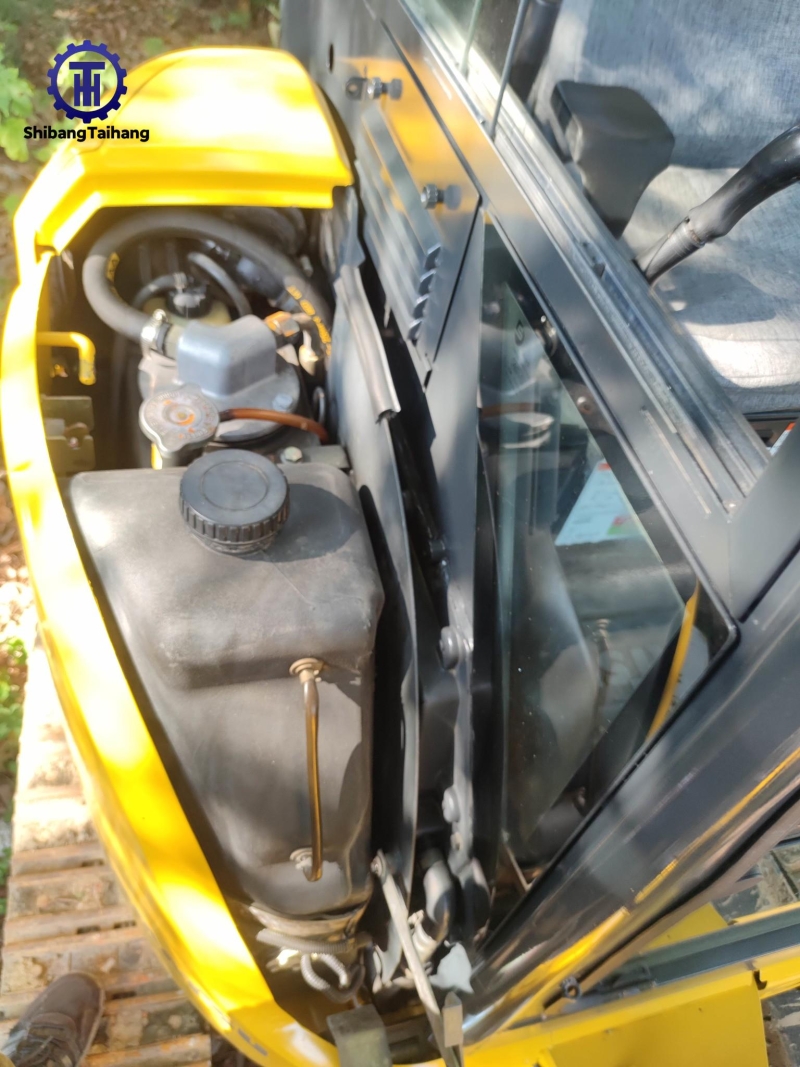 Excavadora Komatsu PC35 usado en venta 