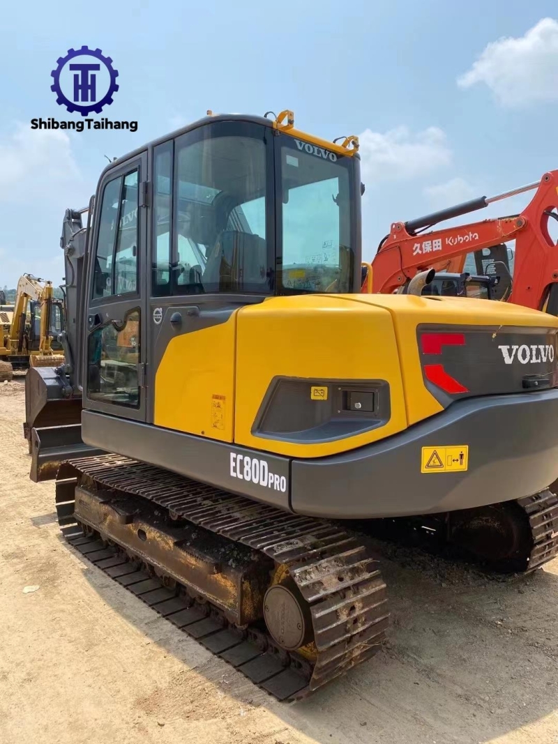 للبيع حفار فولفو EC80 مستعمل