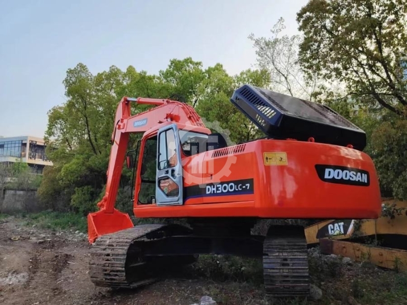 Used Doosan DH300 for sale
