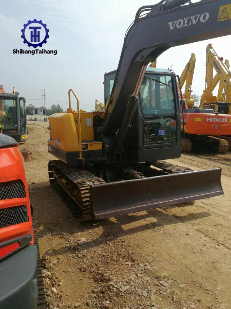 للبيع حفار فولفو EC80 مستعمل