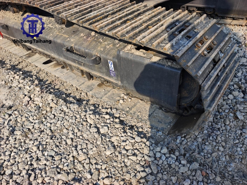 Excavadora Volvo EC240 usada en venta