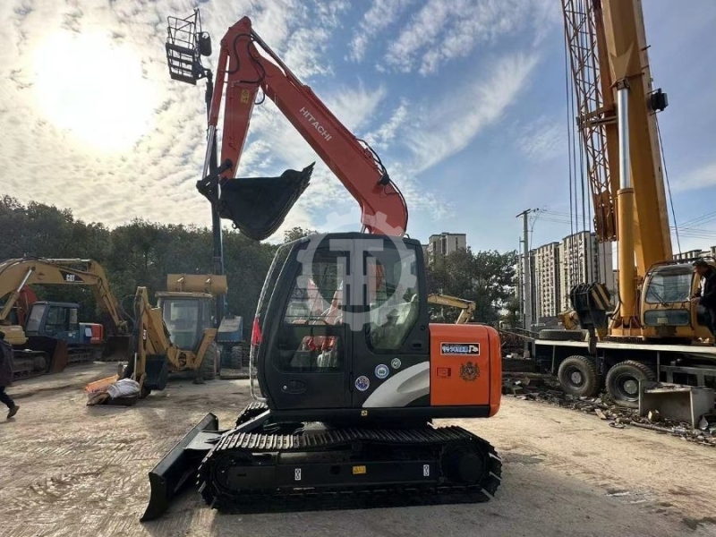 Used Hitachi Zx70 for sale 4
