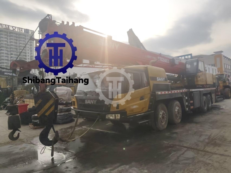 Used Sany 50-ton truck crane
