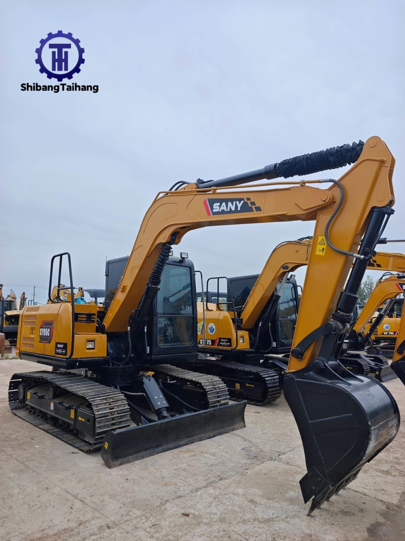 للبيع حفار ساني 95 مستعمل