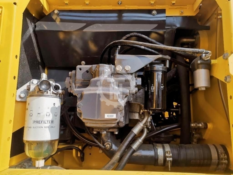 Used Komatsu PC200 for sale 4