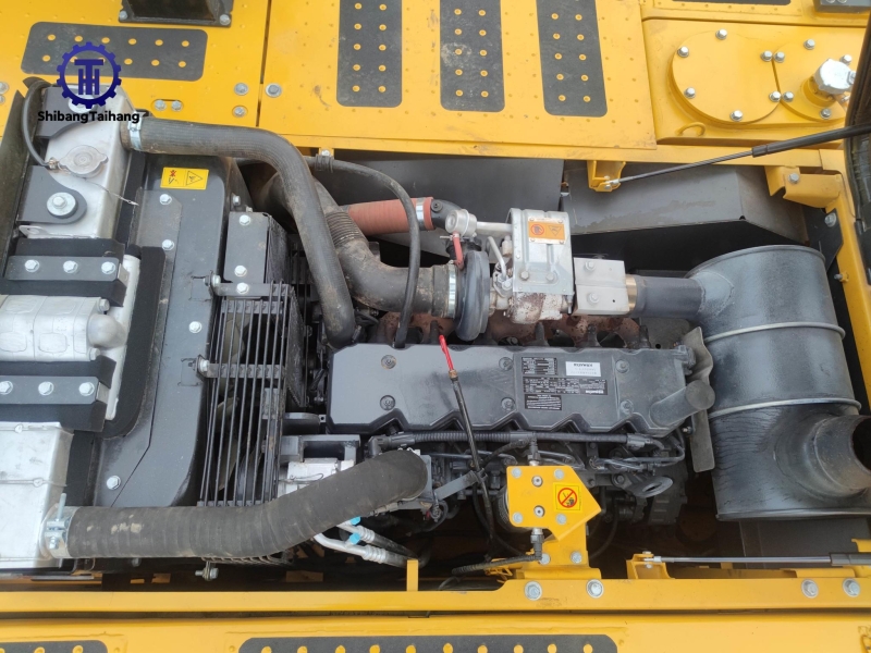 Excavadora Komatsu PC240 usado en venta