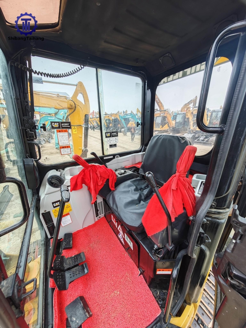 Excavadora Caterpillar 303 Usada en Venta