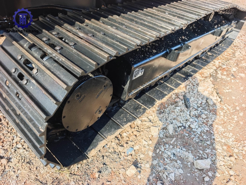 للبيع حفار ساني 235 مستعمل