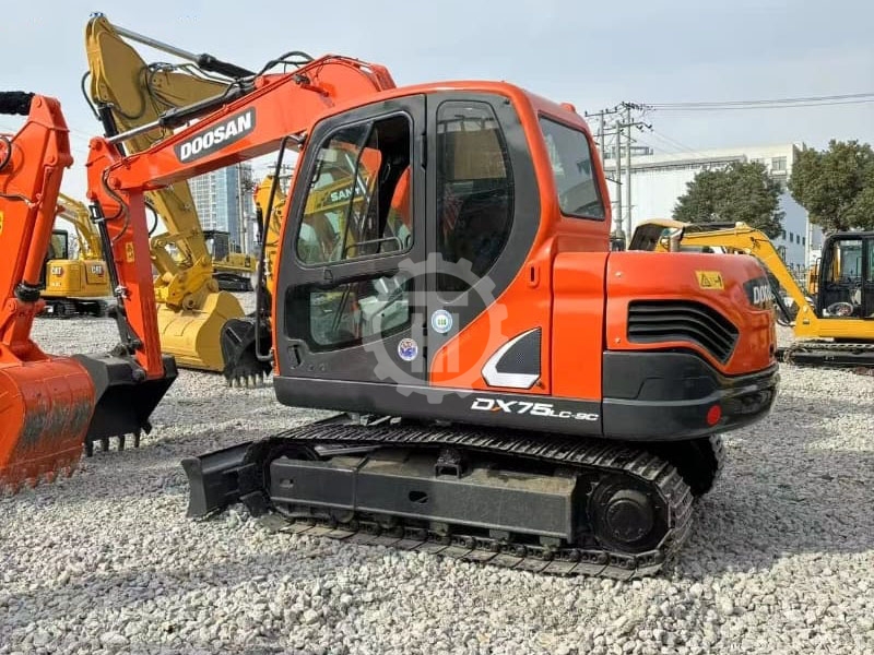Used Doosan DX75 for Sale