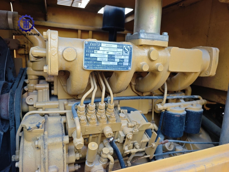 Продается б/у LIUGONG 820C