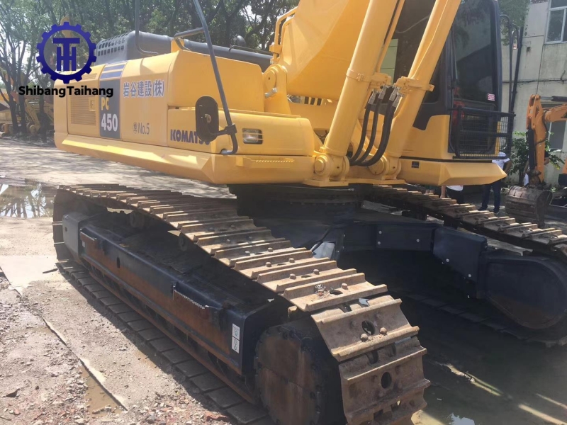 Продается б/у Komatsu 450.