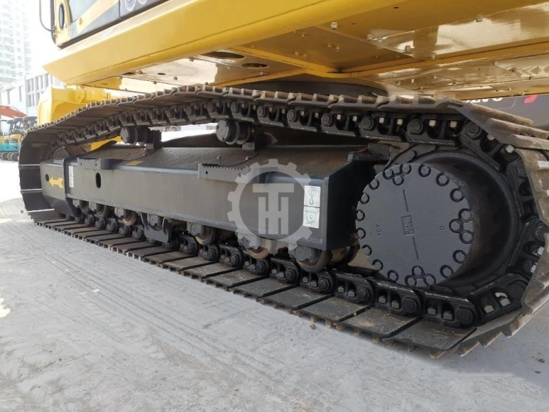 Used Komatsu PC200 for sale 4