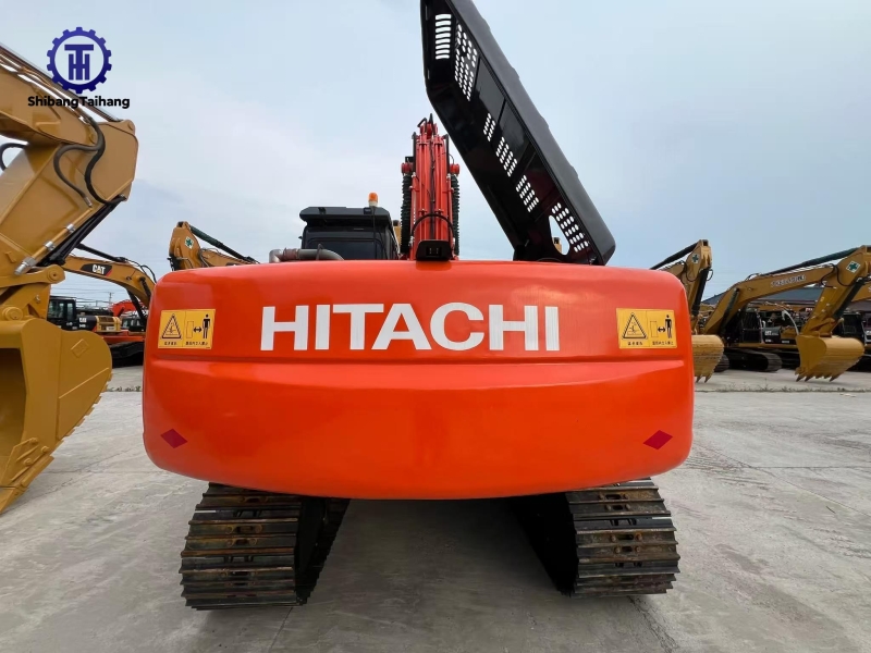 Hitachi ZX210 d'occasion à vendre