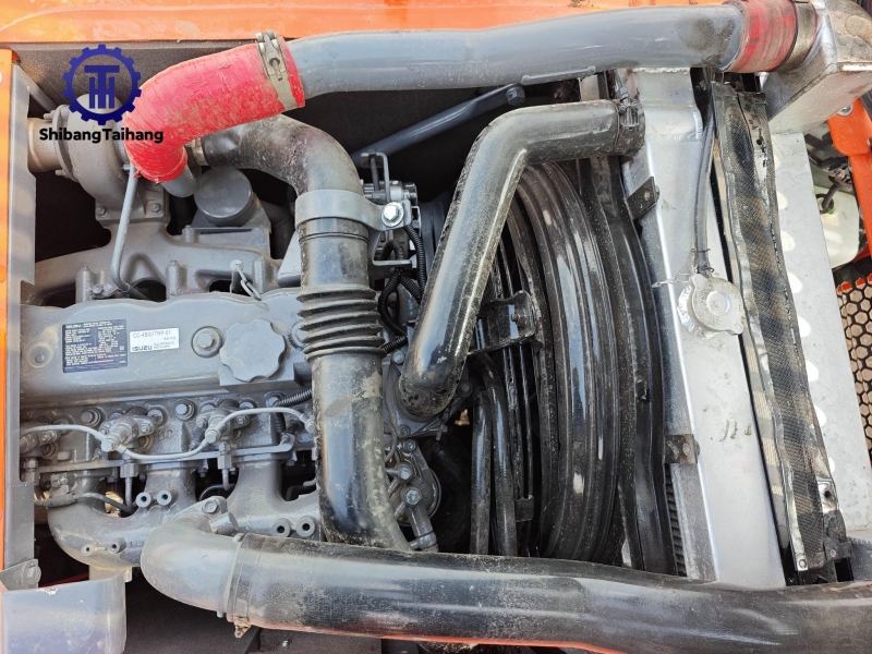 للبيع حفار هيتاشي ZX120 مستعمل