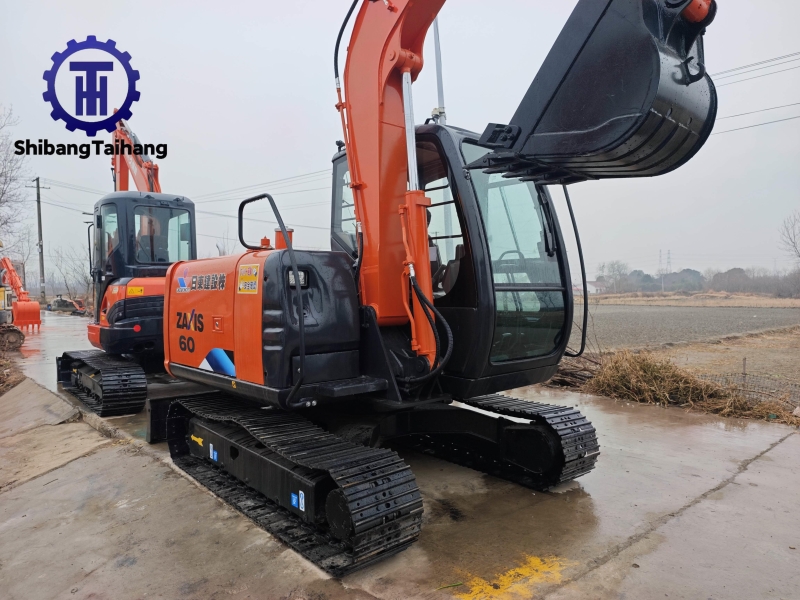 Продается б/у HItachi ZX60