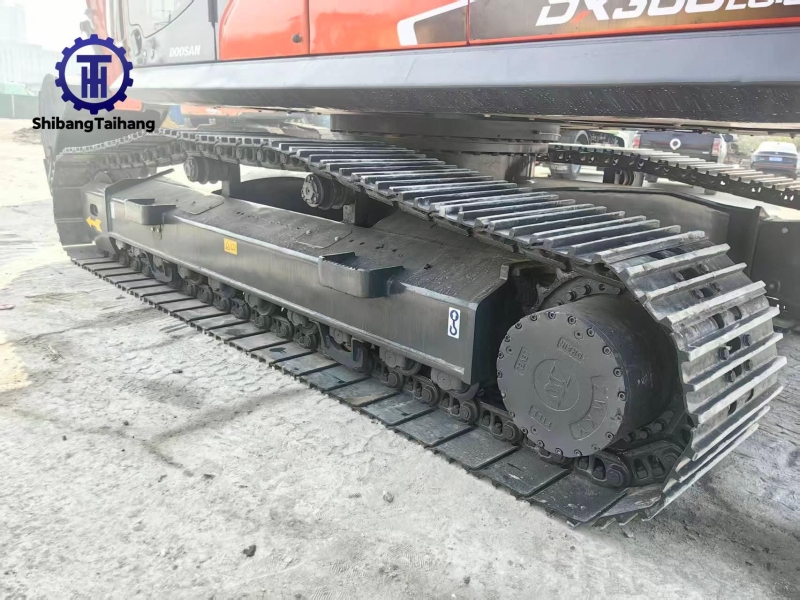 Excavadora Doosan DX300 Usada en venta