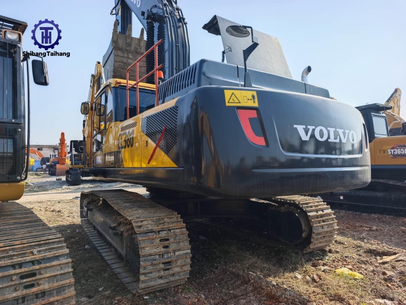 Excavadora Volvo EC380 usada en venta