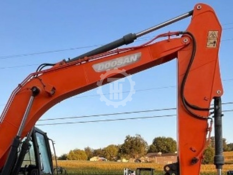 Used Doosan DX140 for Sale