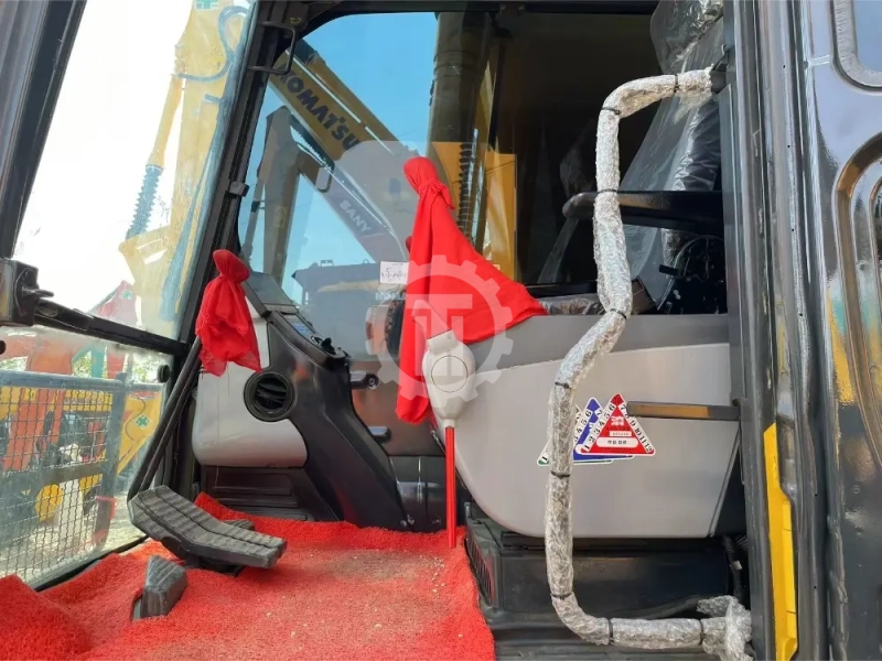 Used Komatsu PC200 for sale 5