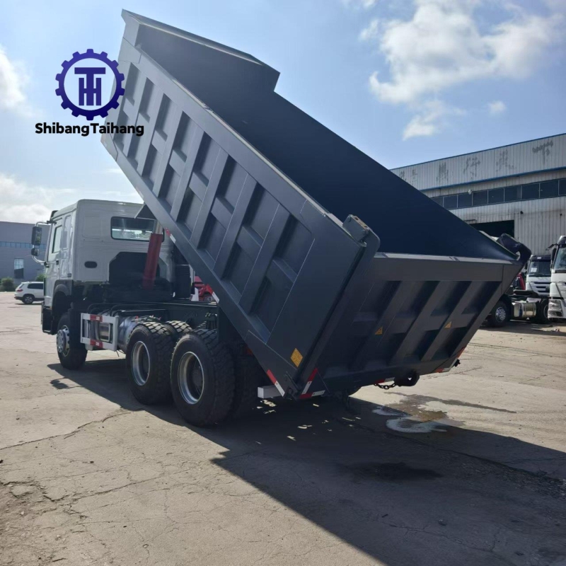 قلابة HOVO 6x4 مستعملة للبيع