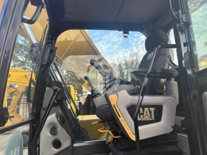 Used Caterpillar 320GC for sale 3