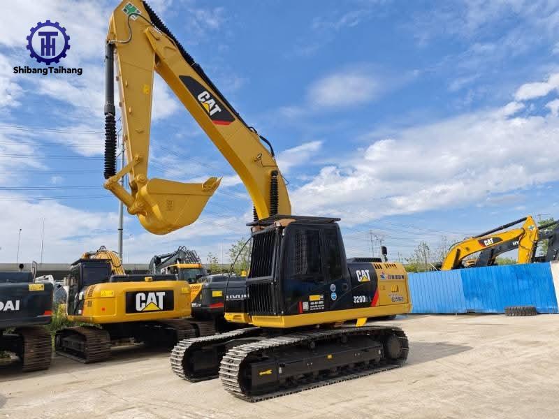 Продается б/у Caterpillar 320