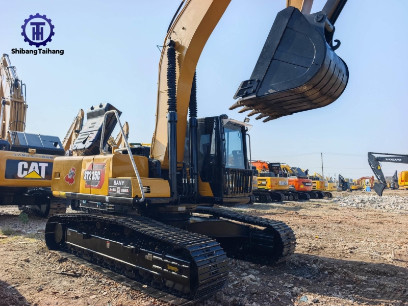 Excavadora SANY 235 Usada en venta 