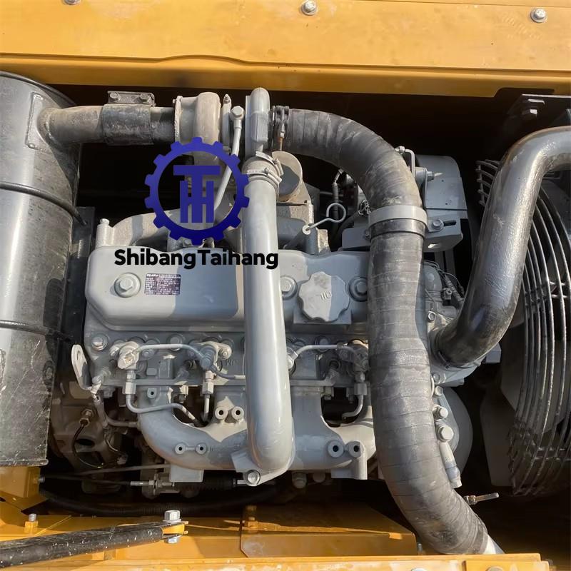 Pelle hydraulique Sany 135 d'occasion avec lame de bulldozer