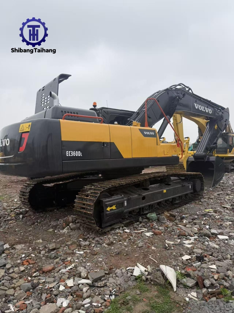 Excavadora Volvo EC360 usada en venta