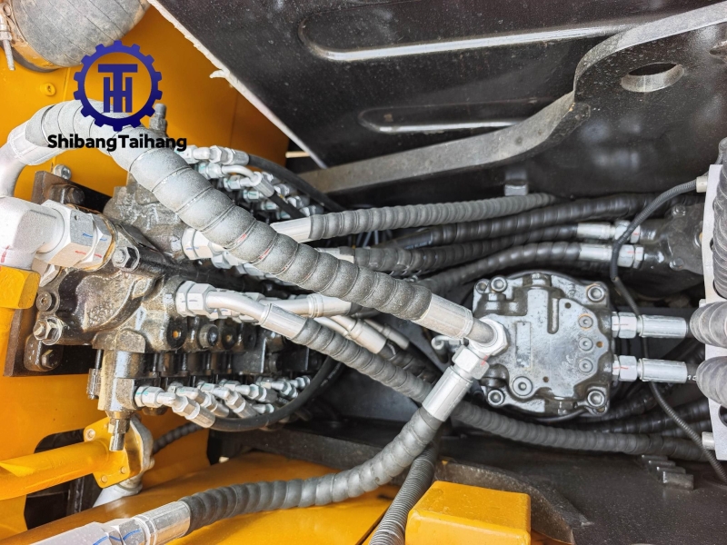 2للبيع حفار ساني 75 مستعمل