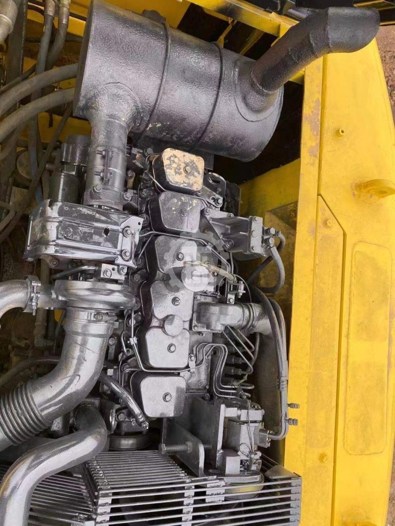 Used Komatsu PC200 for sale 2