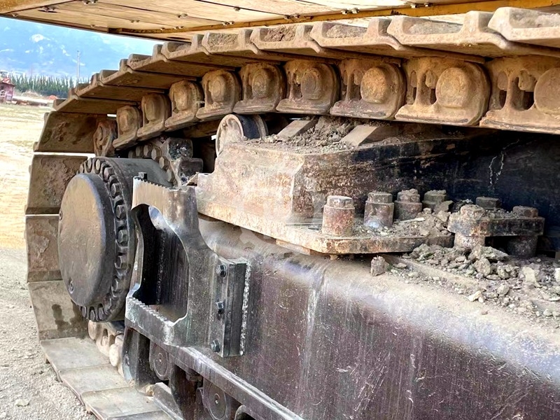 Caterpillar 390DL d'occasion à vendre