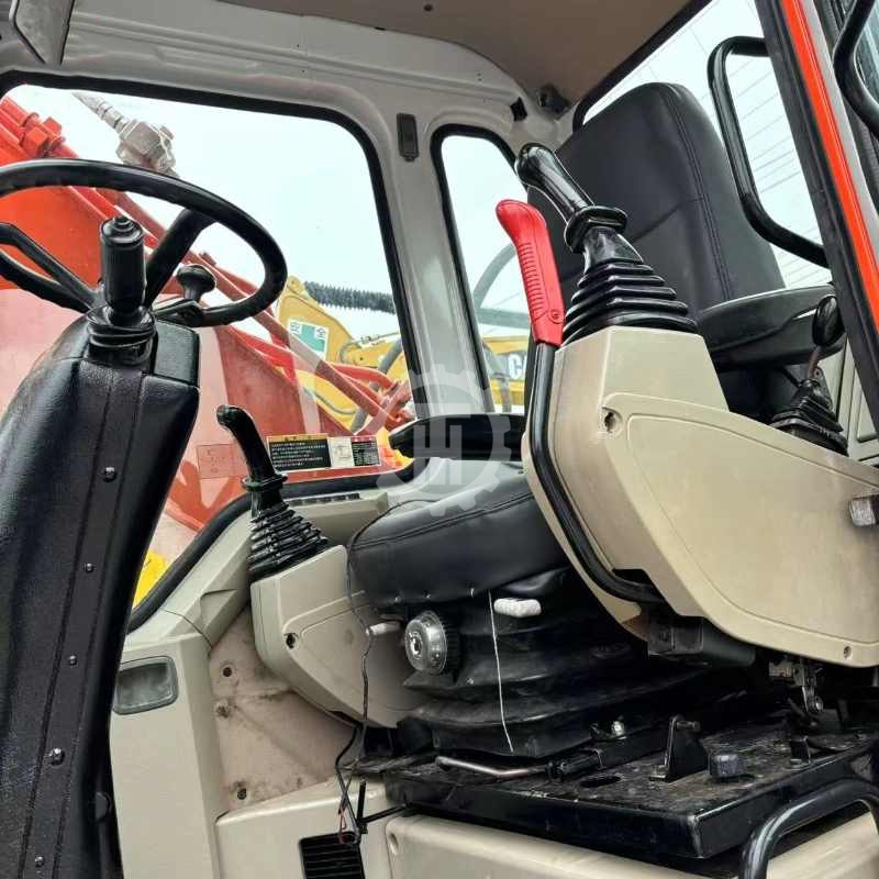 Used Doosan DX150W for sale