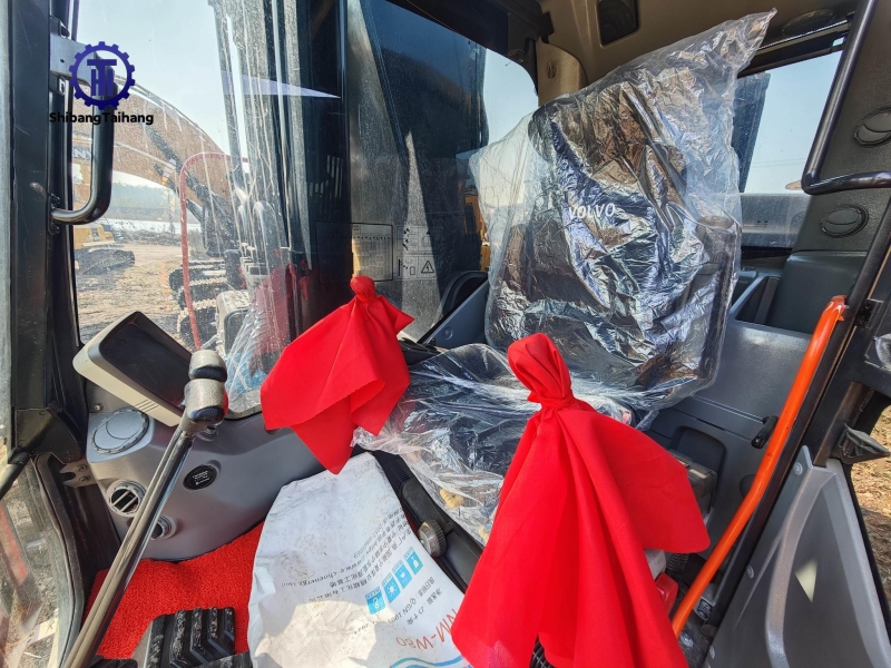 Продается б/у Volvo 380.