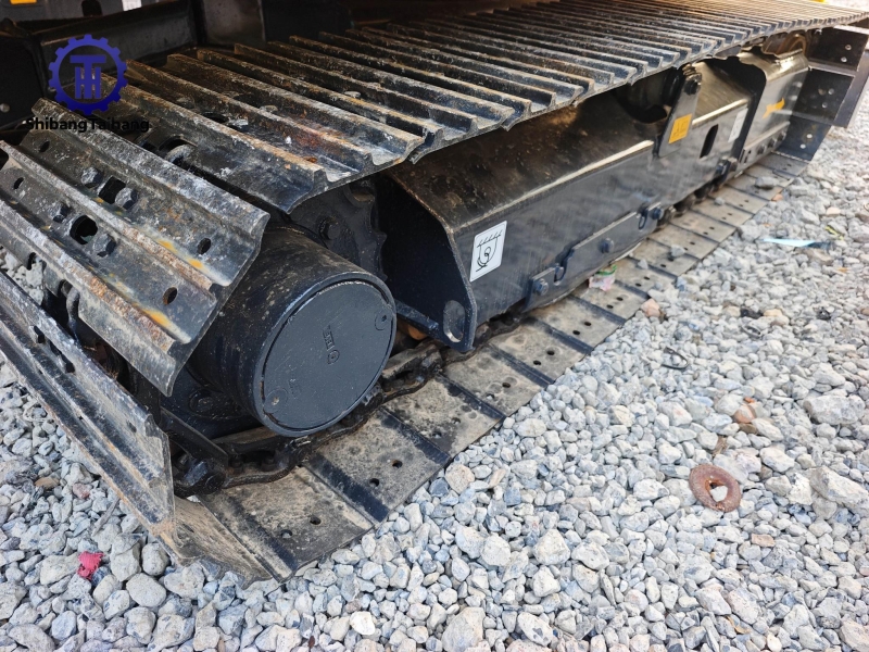 3للبيع حفار كوماتسو PC56 مستعمل