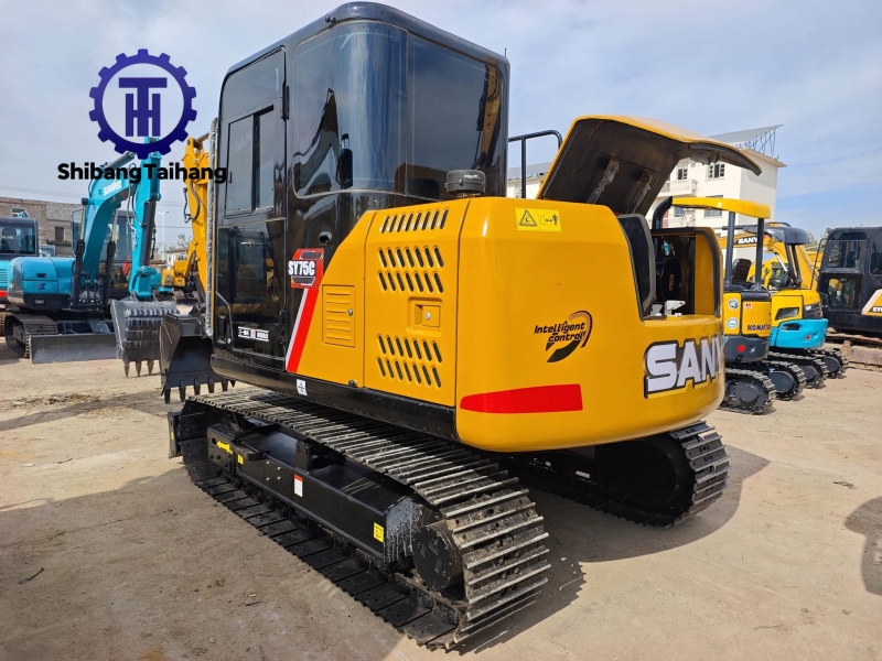 2للبيع حفار ساني 75 مستعمل