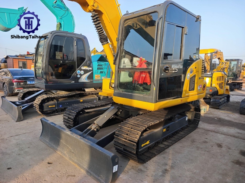 Komatsu PC70 d'occasion à vendre 2