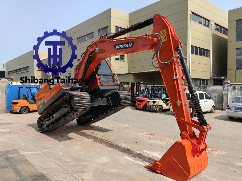 Pelle Doosan DX150 d'occasion