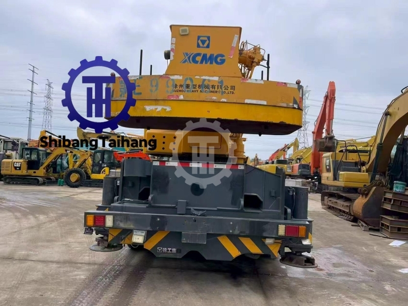 Used XCMG 70K-1 Truck Crane