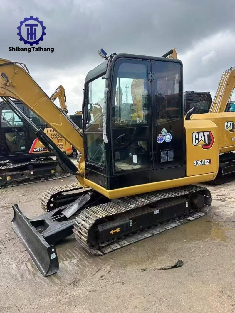 للبيع كاتربيلر 305.5 مستعمل