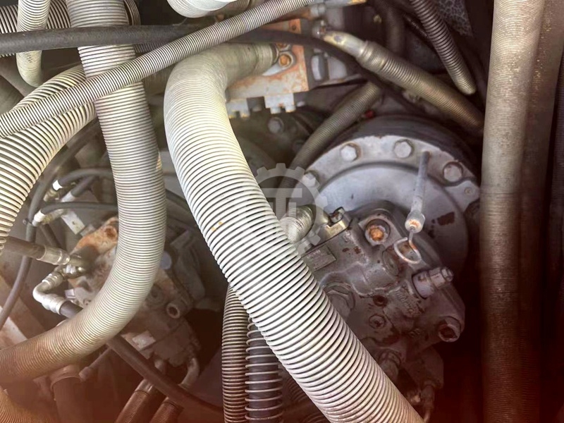 Продается б/у HItachi ZX850