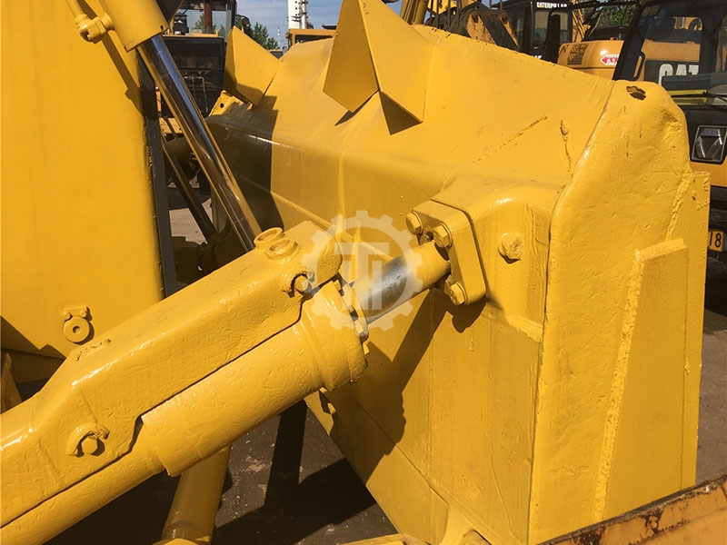 Used KOMATSU D155 for Sale