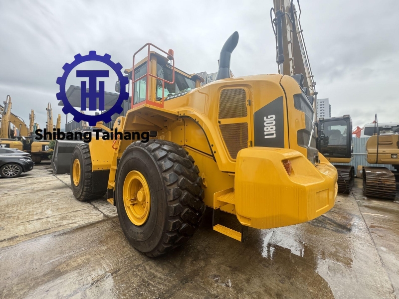 لودر فولفو L180G مستعمل